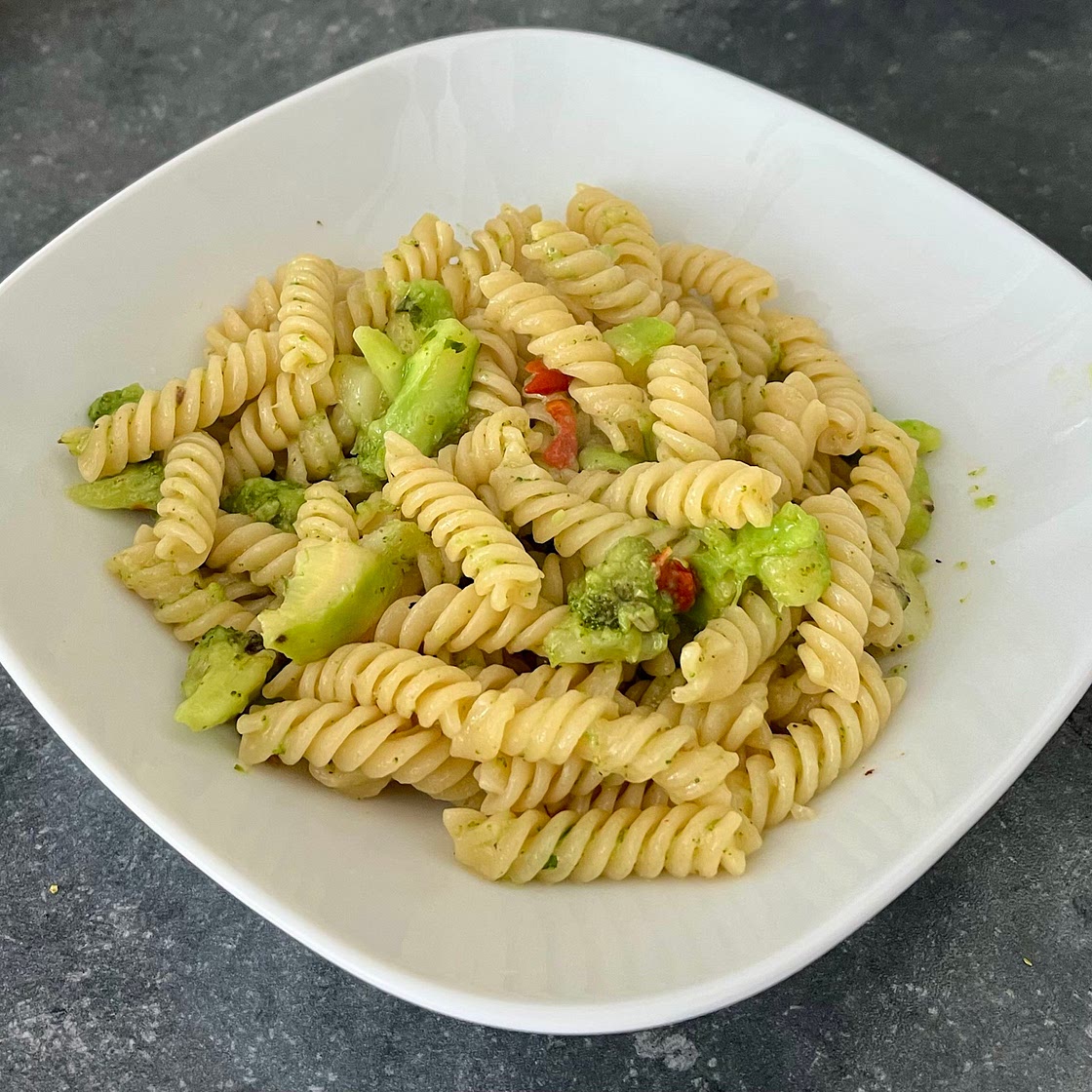 Fusilli aglio, olio, peperoncini e broccoli 