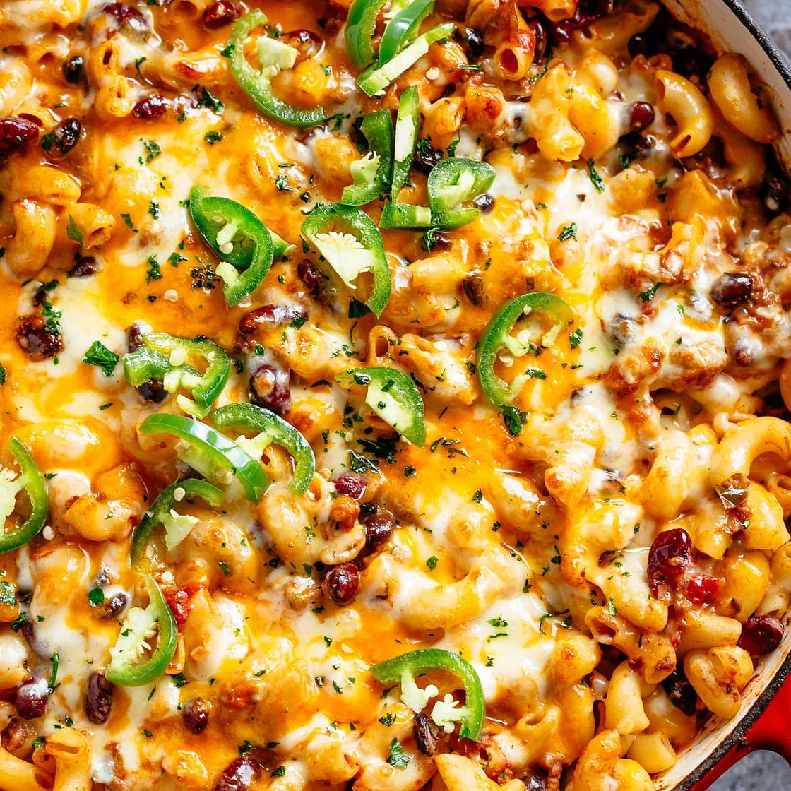Ground Beef Chili Mac 'N' Cheese