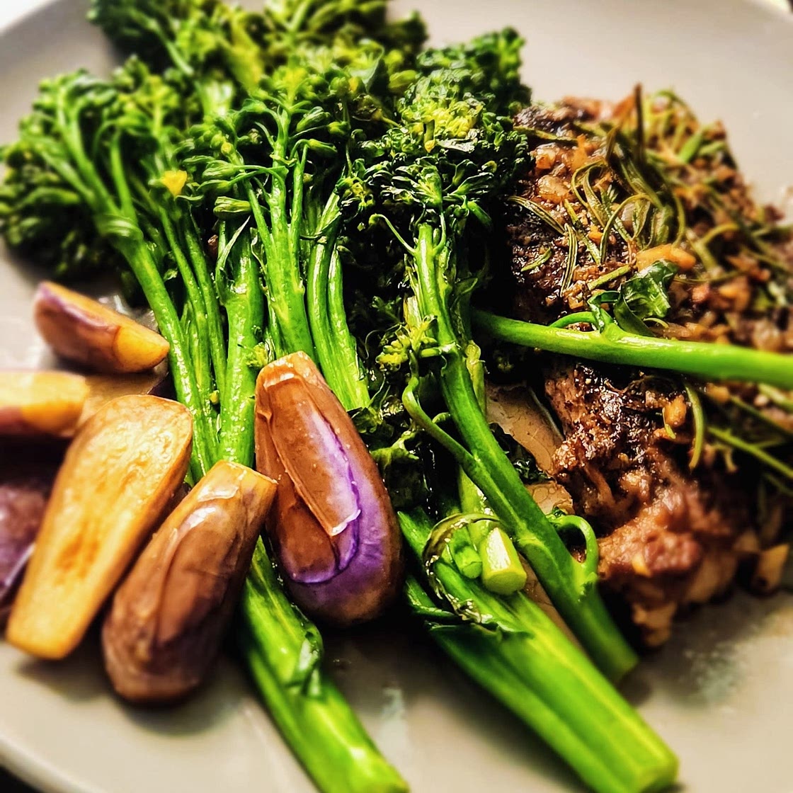 Pan-Seared Steak with Garlic Butter