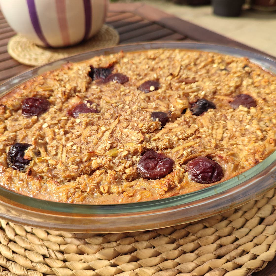 Cherry and Banana Oat Bake
