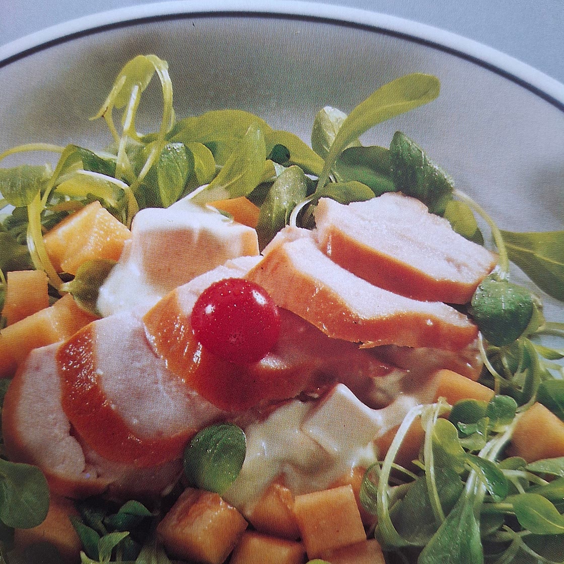 Salade van gerookte kip met meloen