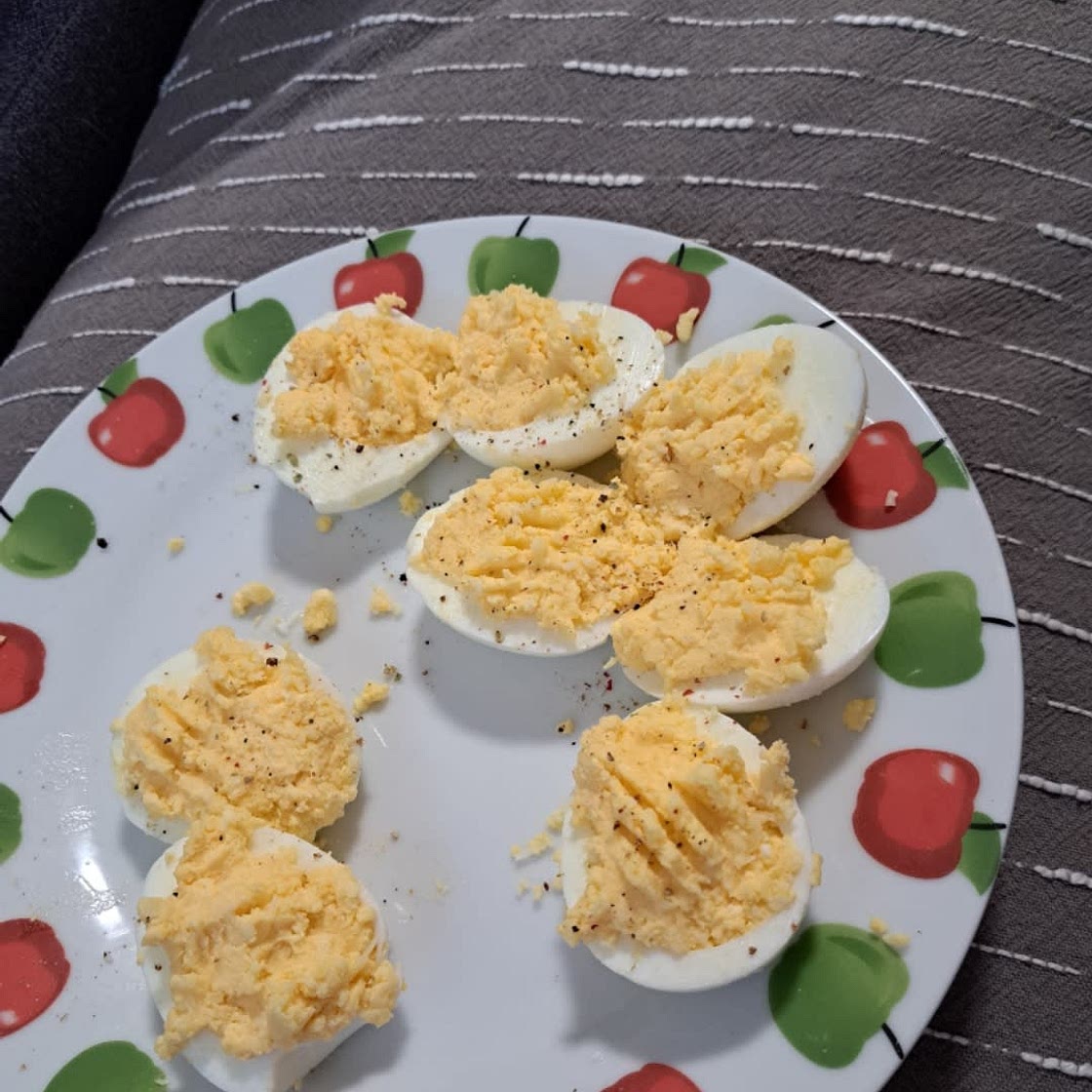 Stuffed eggs