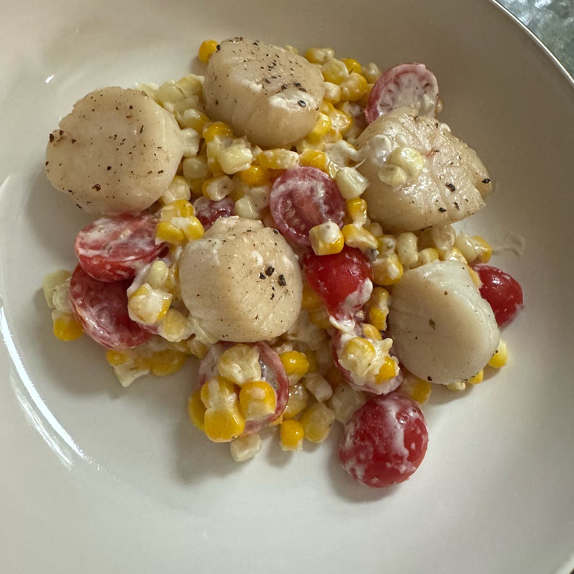 Seared Scallops with Creamy Corn, Tomatoes and Chives