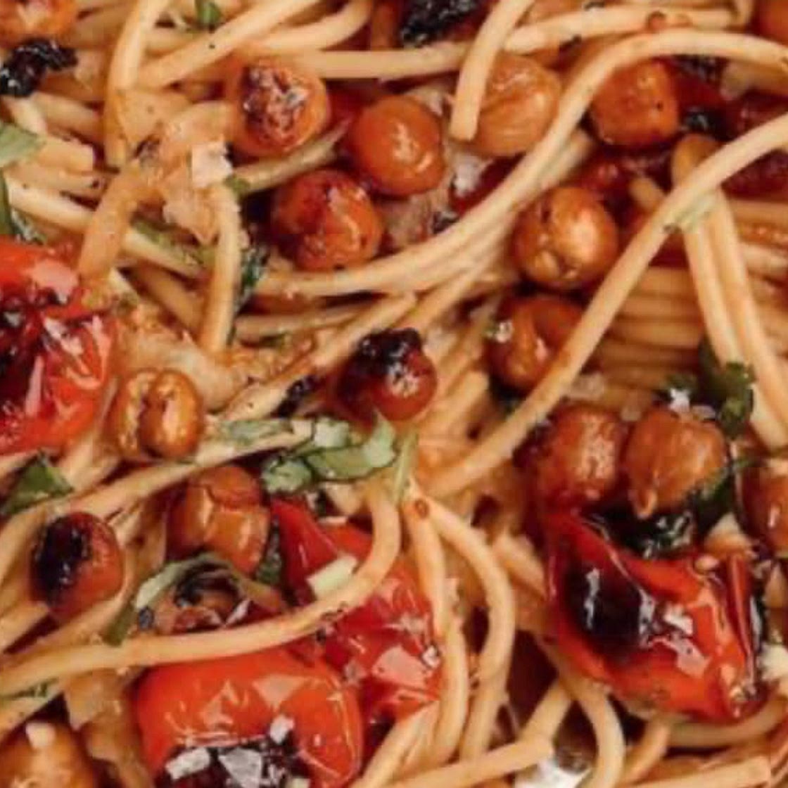 Garlic Roasted Chickpea Pasta