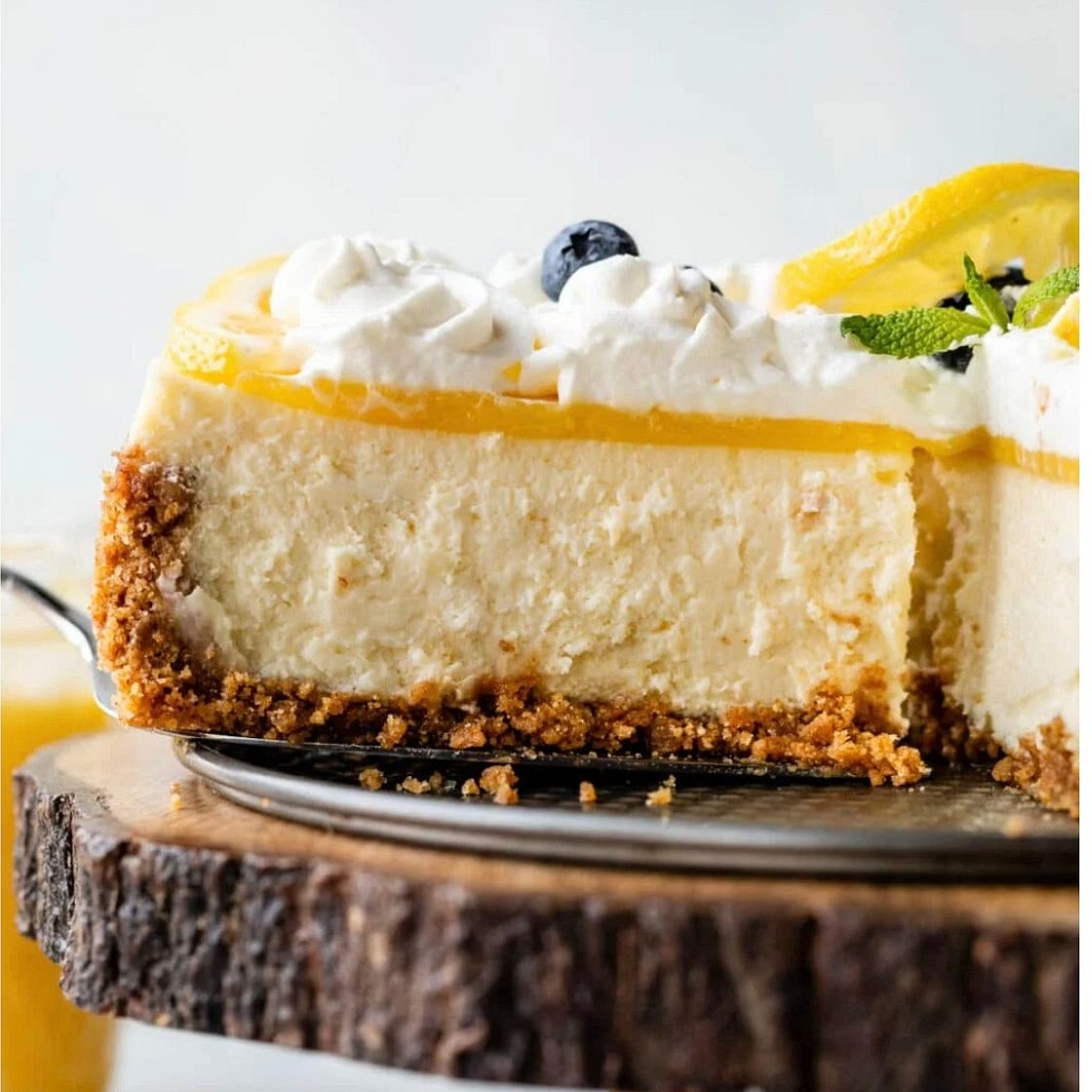 Lemon cheesecake
