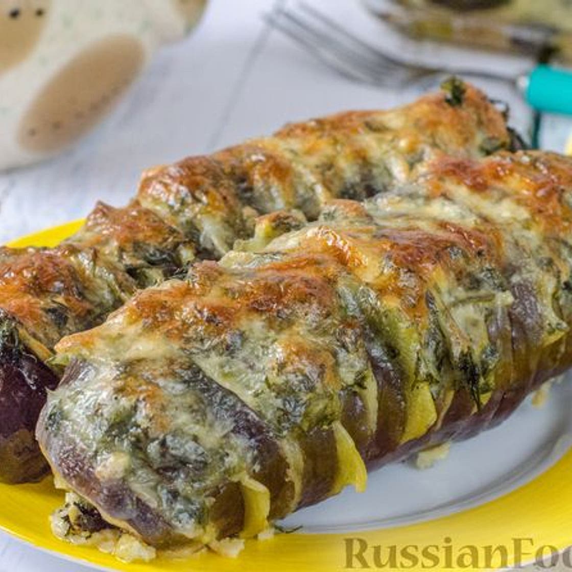 Запечённые баклажаны "Гармошка" с картофелем, под сырной корочкой