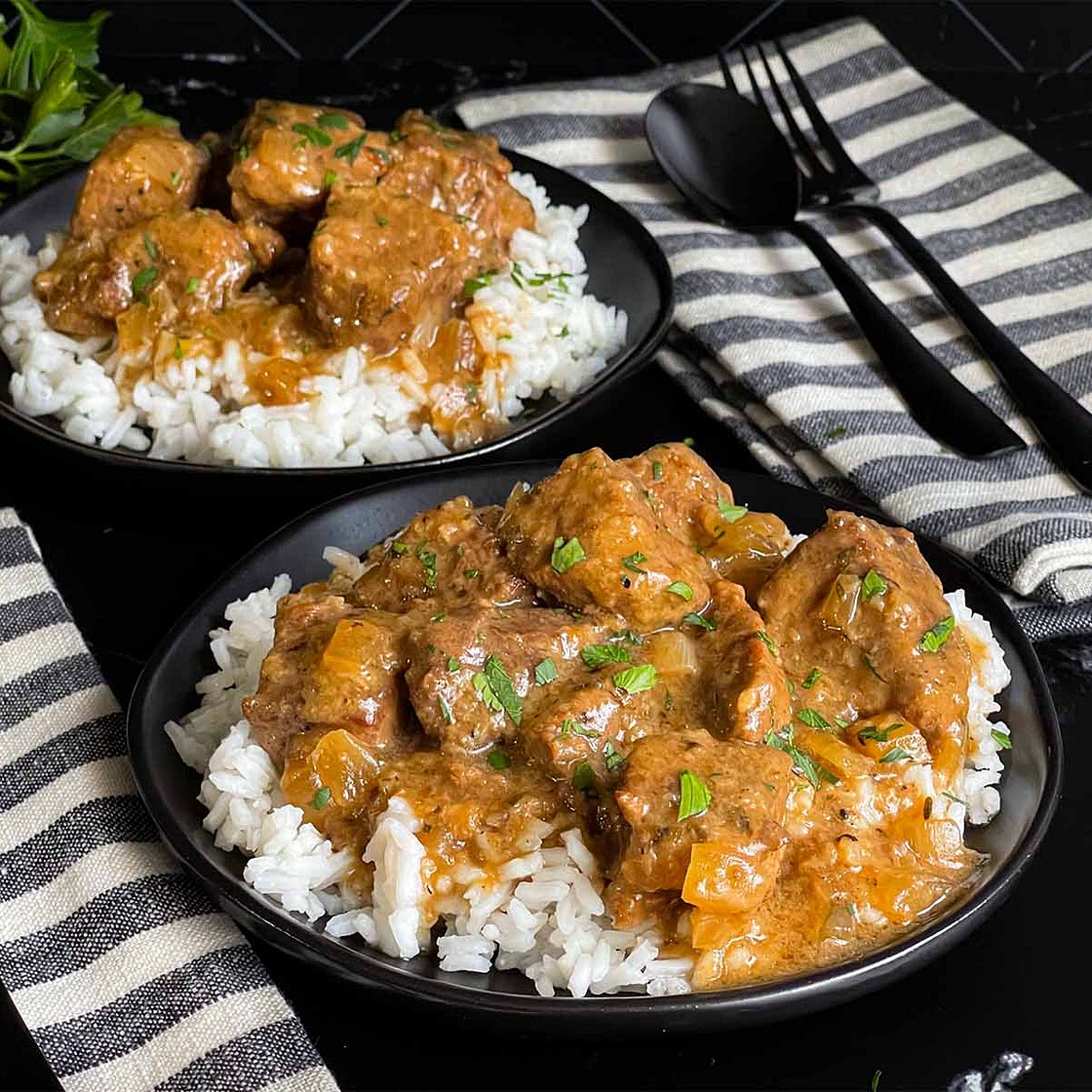 Slow Cooker Beef Tips and Gravy Recipe