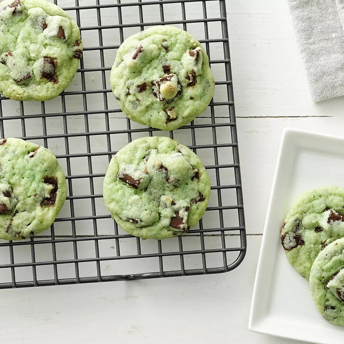 Mint Chocolate Chip Cookies