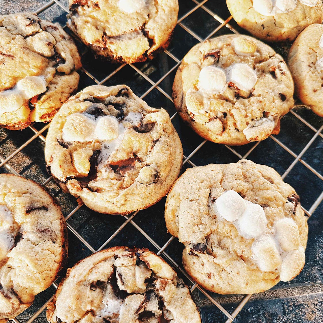 S’mores Chocolate Chip Cookies 