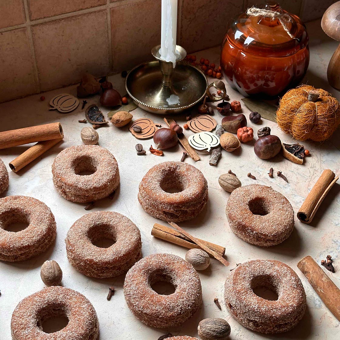Apple cinnamon doughnuts 🤎🍎