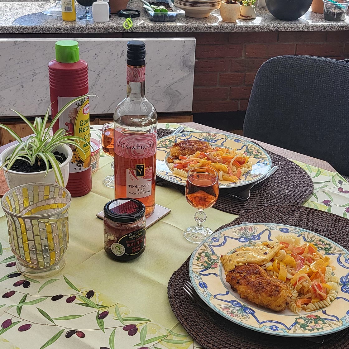 Hähnchenbrust mit Paprikagemüse