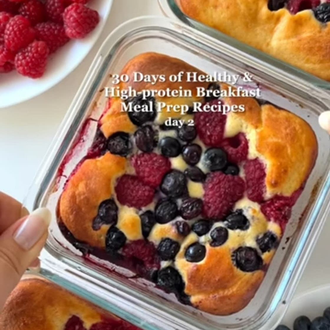 Berry Pancake Bowls
