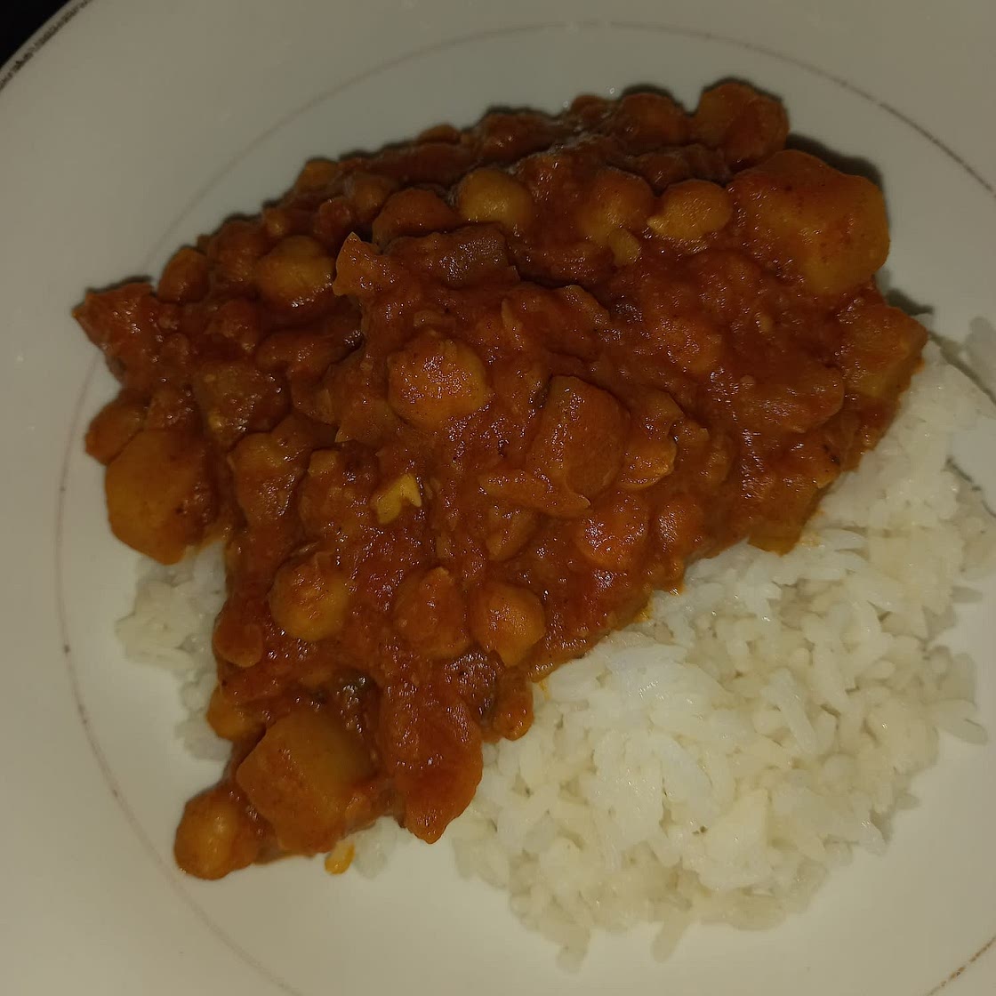 Chickpea and Sweet Potato Curry 🍠