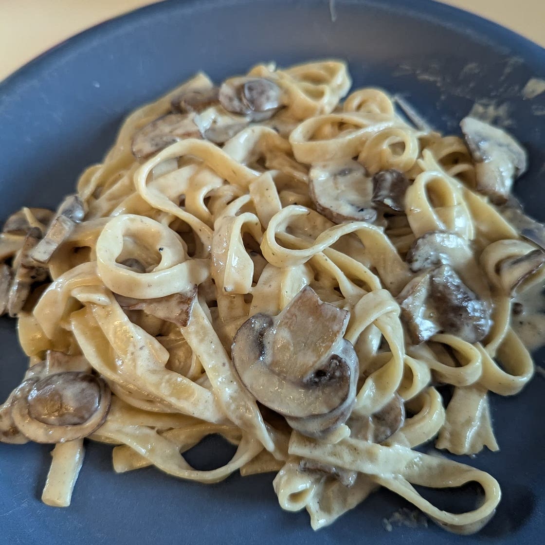 One Pot Creamy Mushroom Pasta