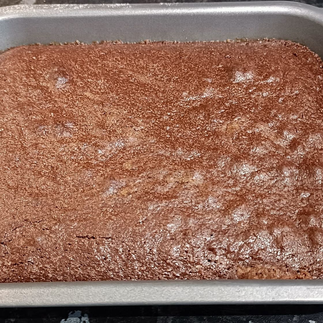 6-ingredient Gooey Swedish Chocolate Cake (Kladdkaka)