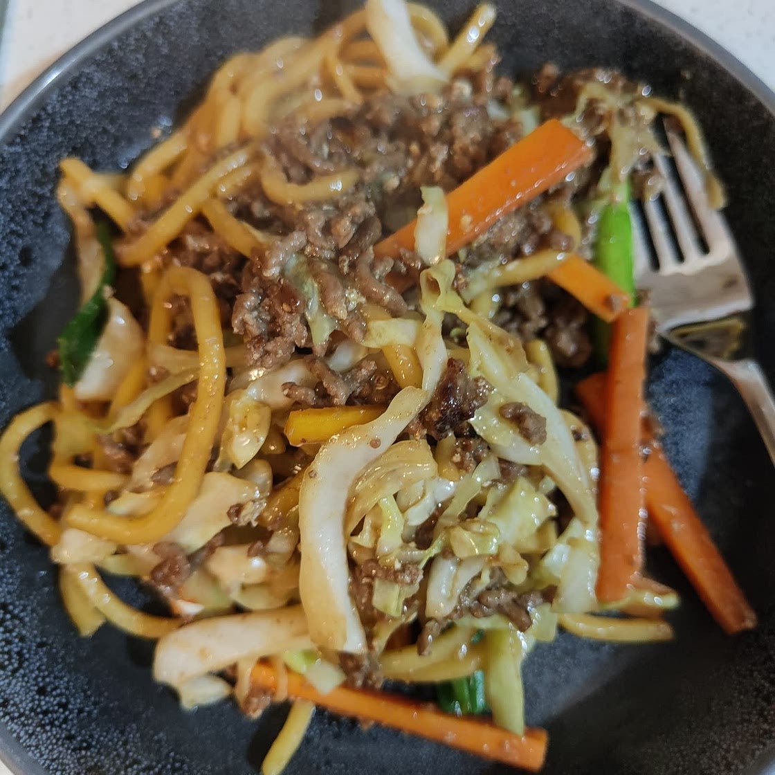 Beef Chow Mein - great beef mince noodle recipe!