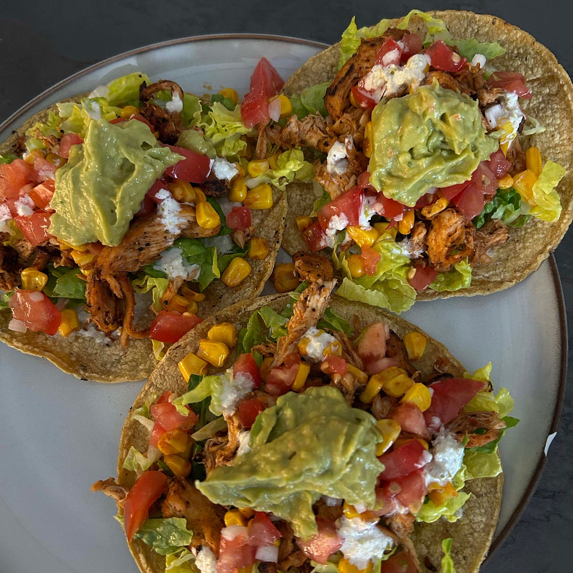 Tacosy z szarpanym kurczakiem