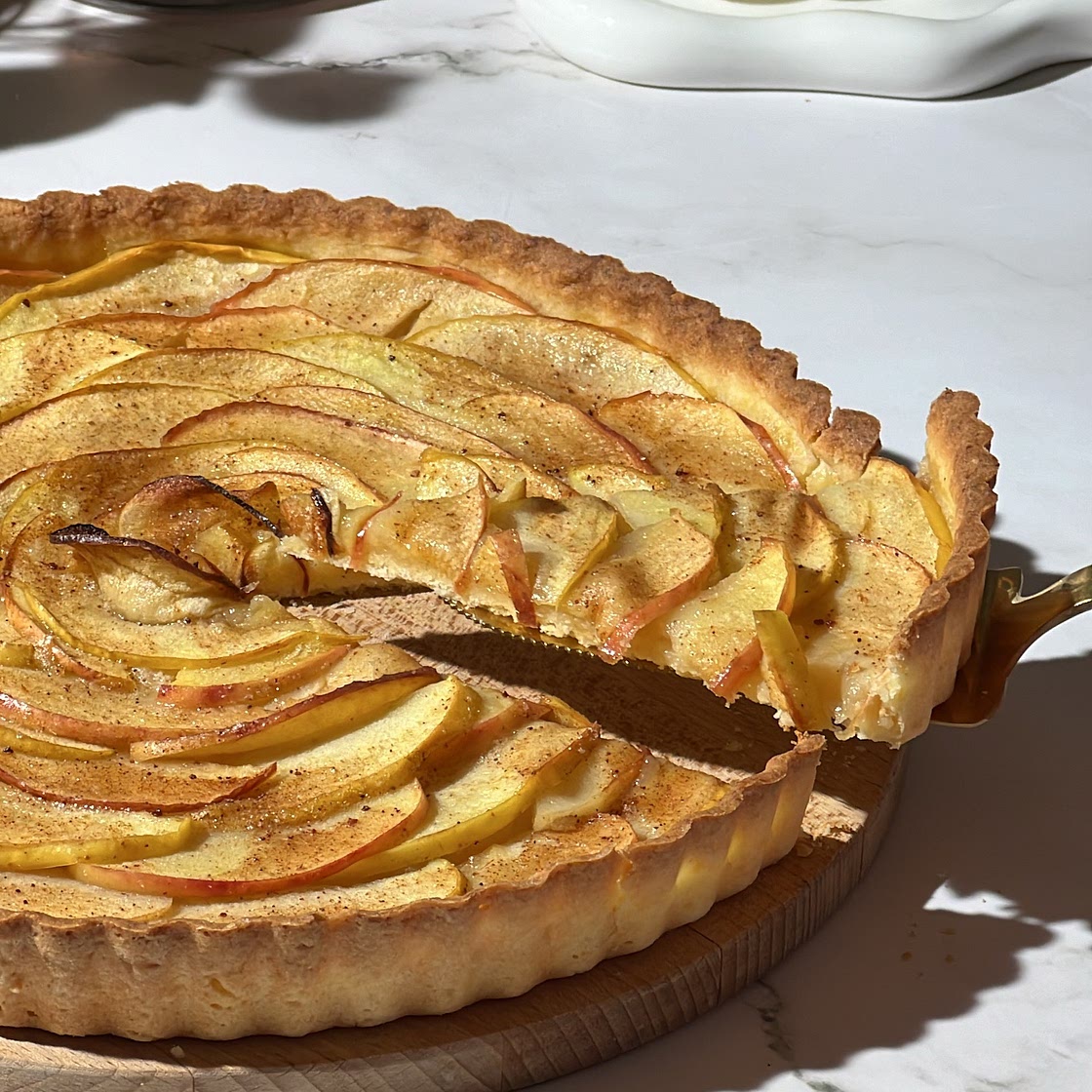 Rose Apple Pie