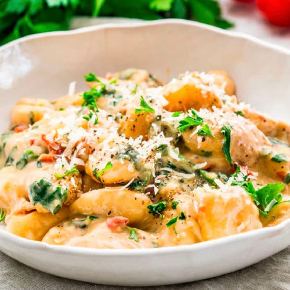 One Pot Chicken Florentine Gnocchi