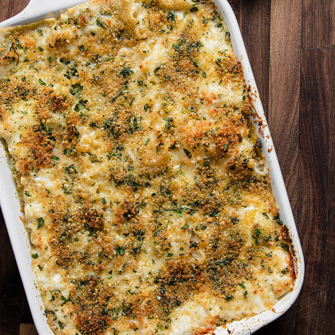Mac and Cheese Lasagna with Ricotta Hamburger Blend