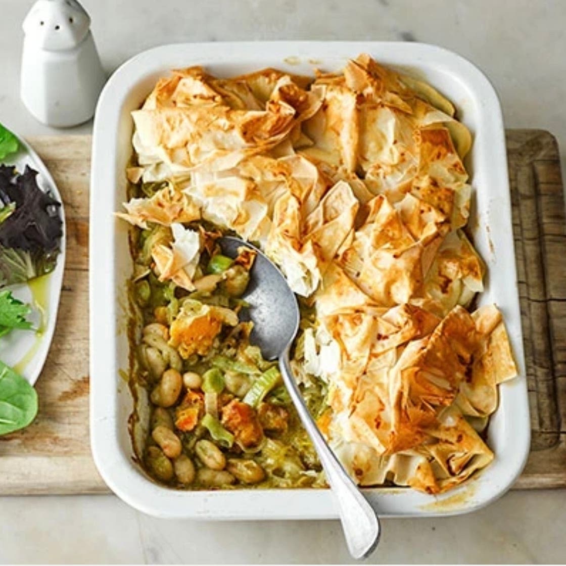 Creamy leek, pesto & squash pie