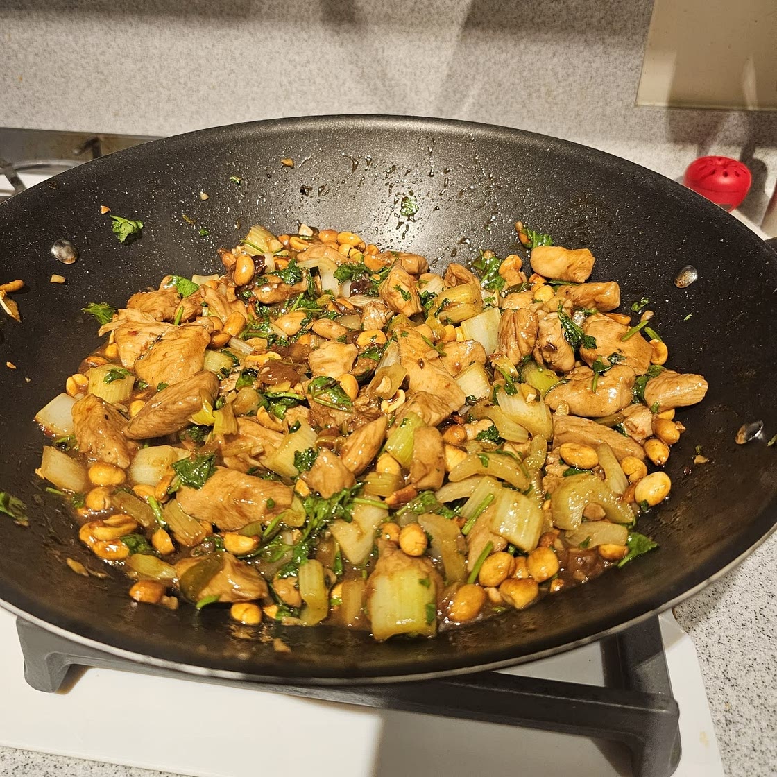 Spicy Chicken Stir-Fry With Celery and Peanuts