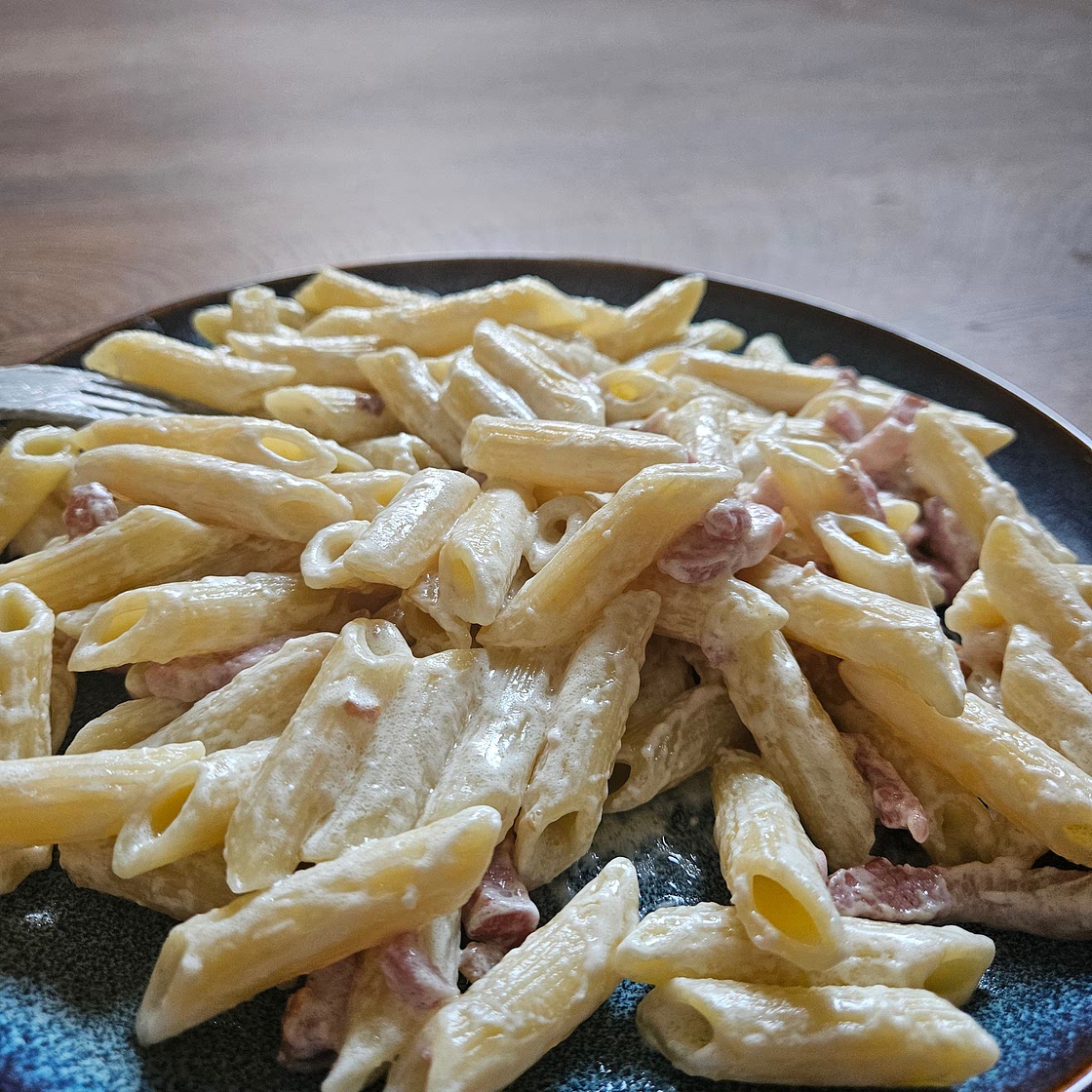 Pasta Speck e Formaggio