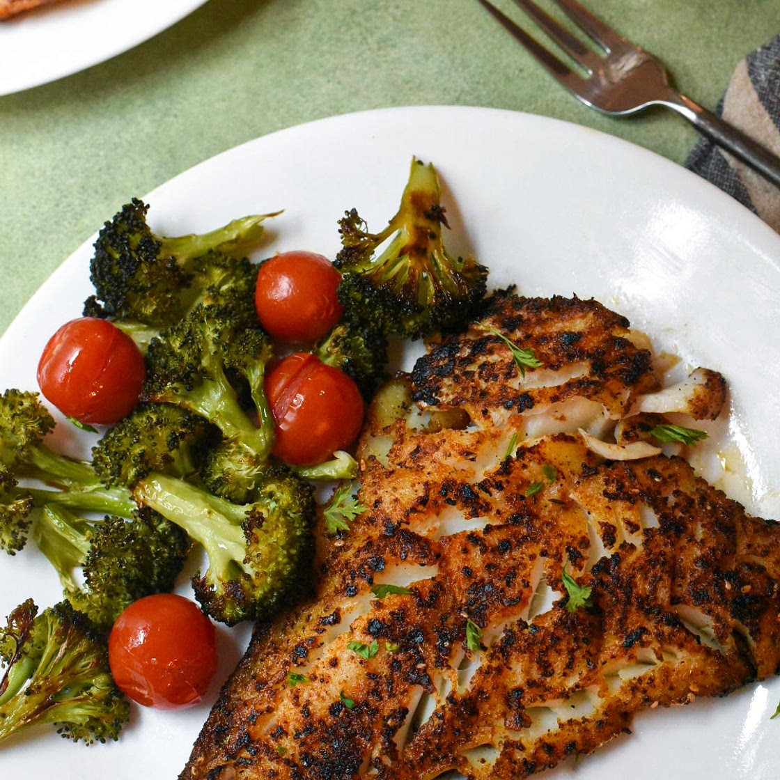 Blackened Cod with Broccoli