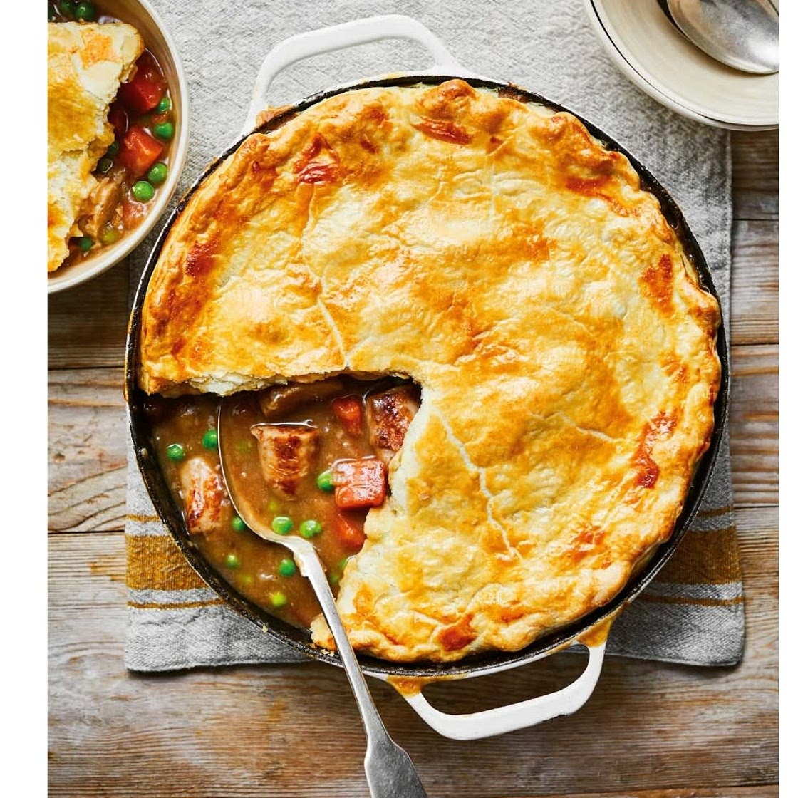 Sausage puff pie