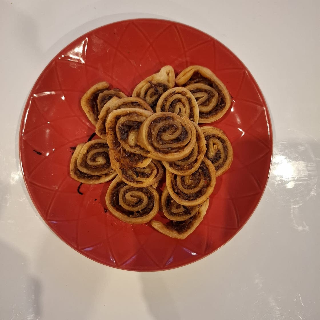 Caramelized Onion Puff Pastry Swirls