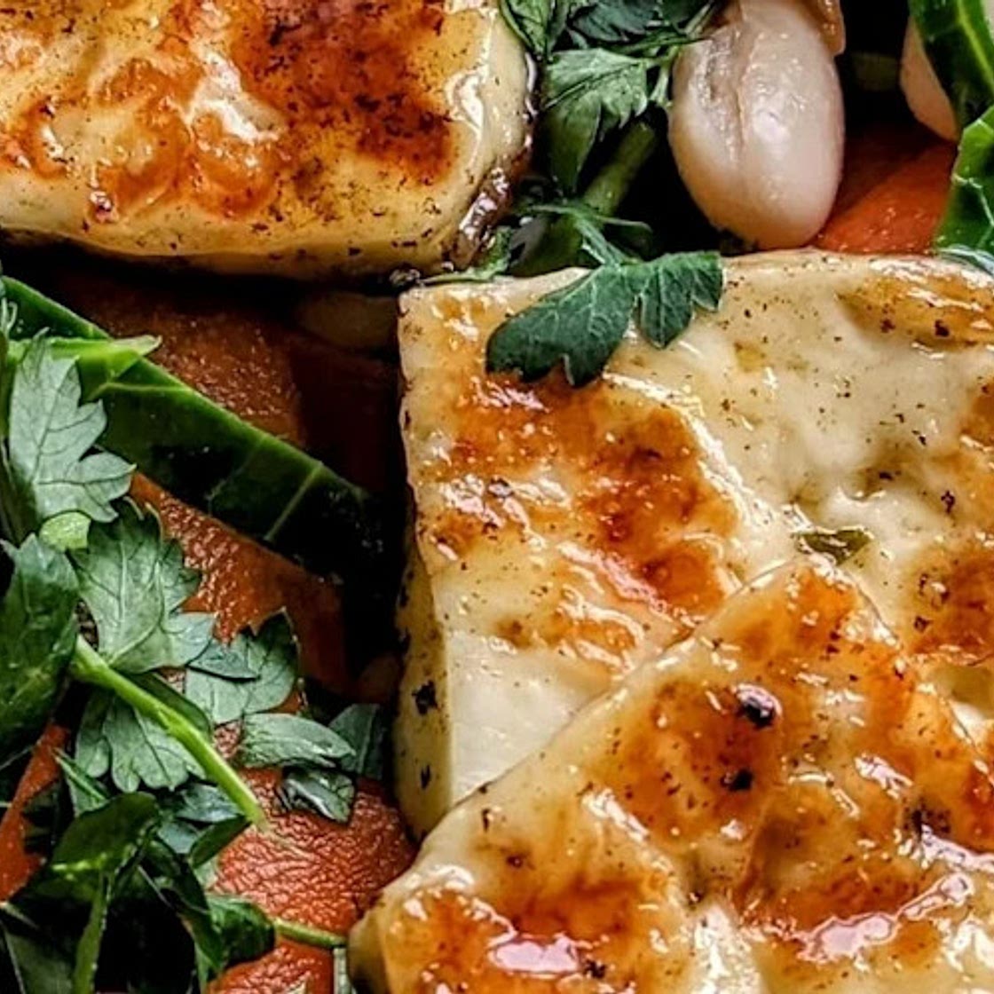 Orange & honey glazed halloumi with bean & carrot salad
