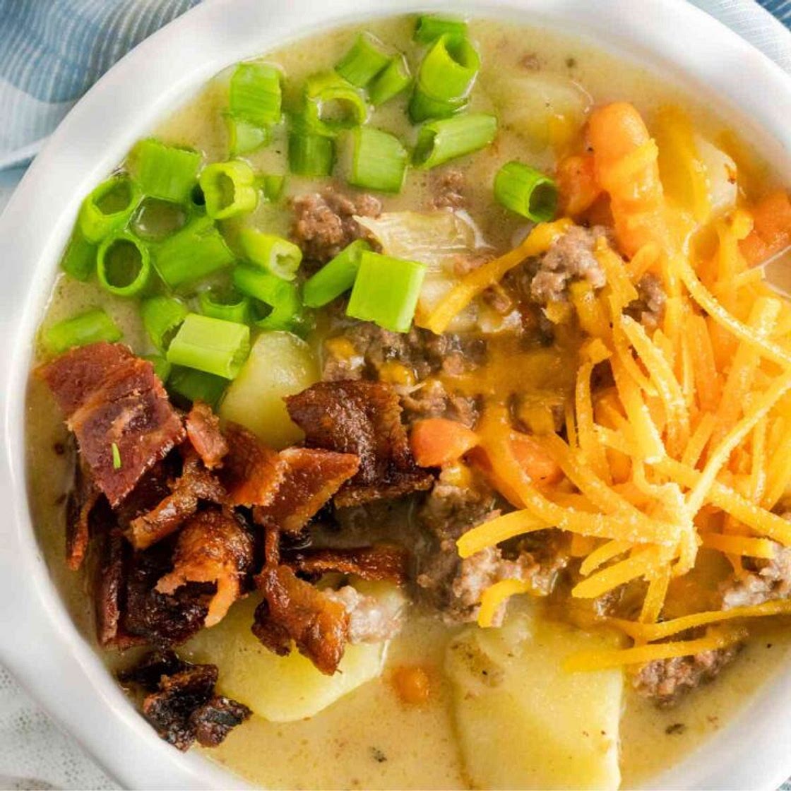 Instant Pot Cheeseburger Soup