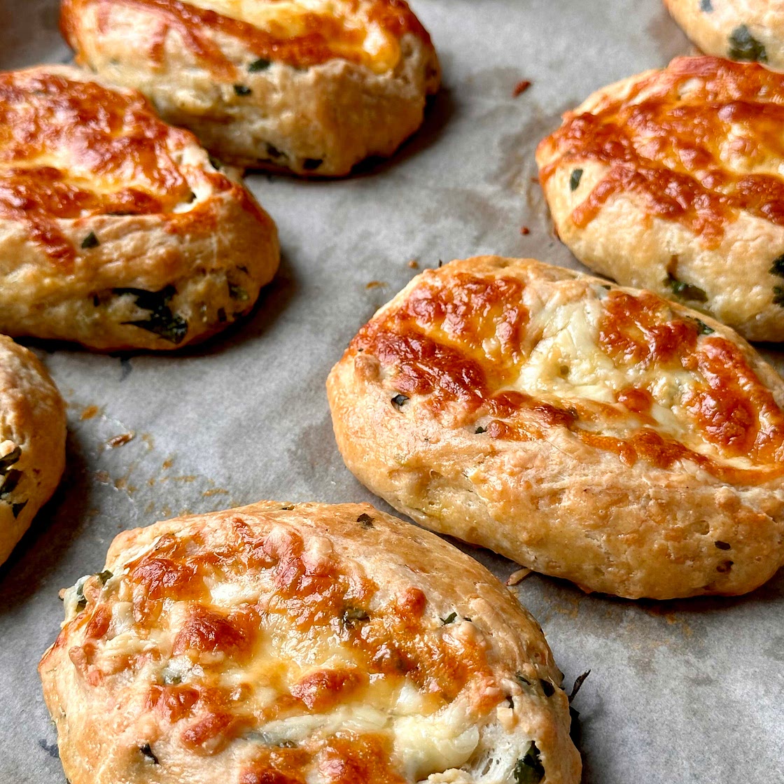 Instant Cheese and Jalapeño Bread 