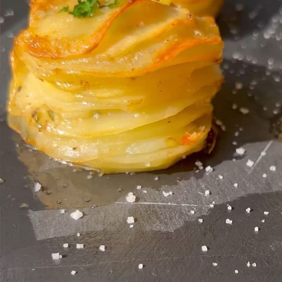 Aujourd’hui on se retrouve pour une recette de millefeuilles pom