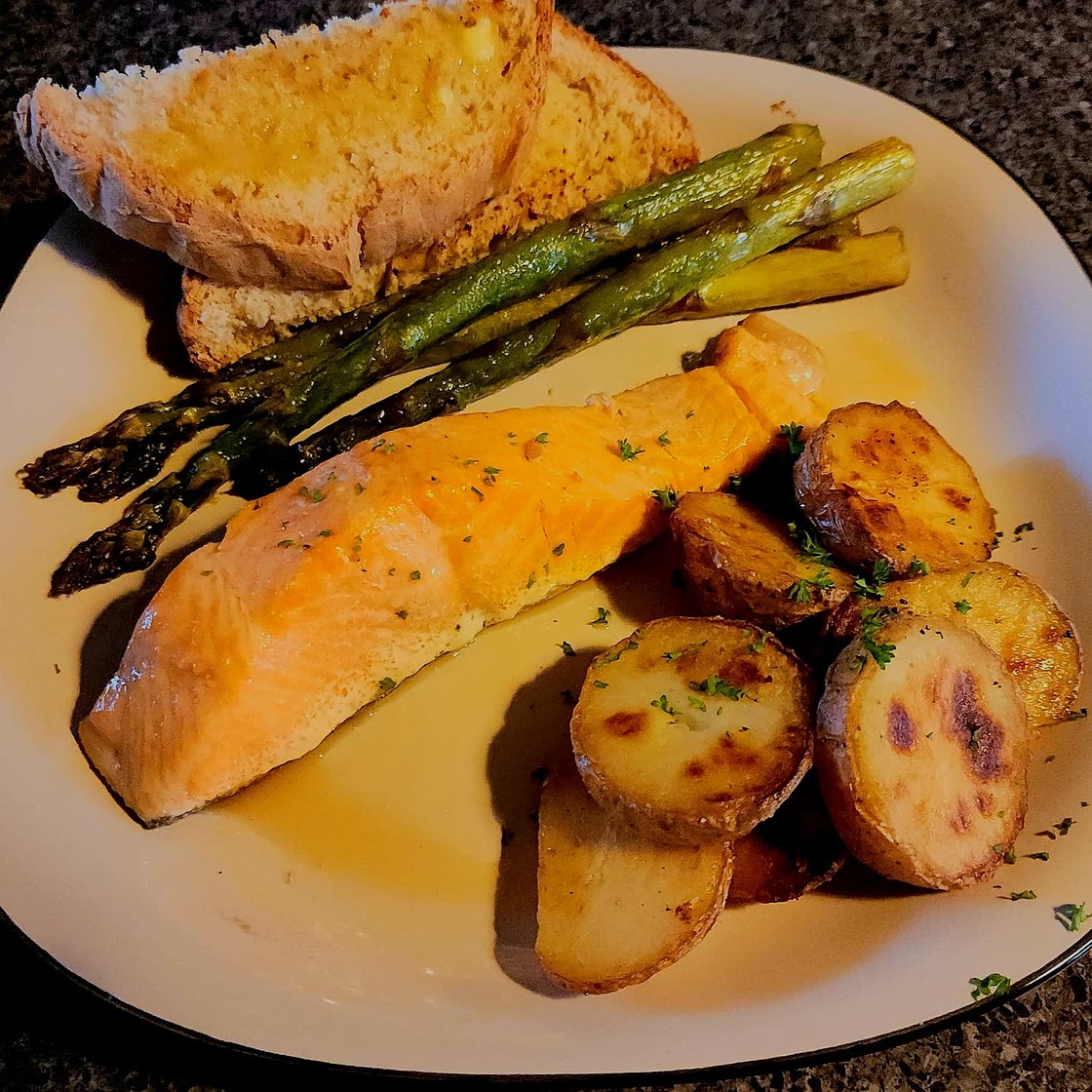 Garlic Butter-Roasted Salmon with Potatoes & Asparagus