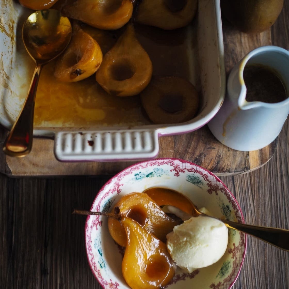 Oven roasted caramel pears