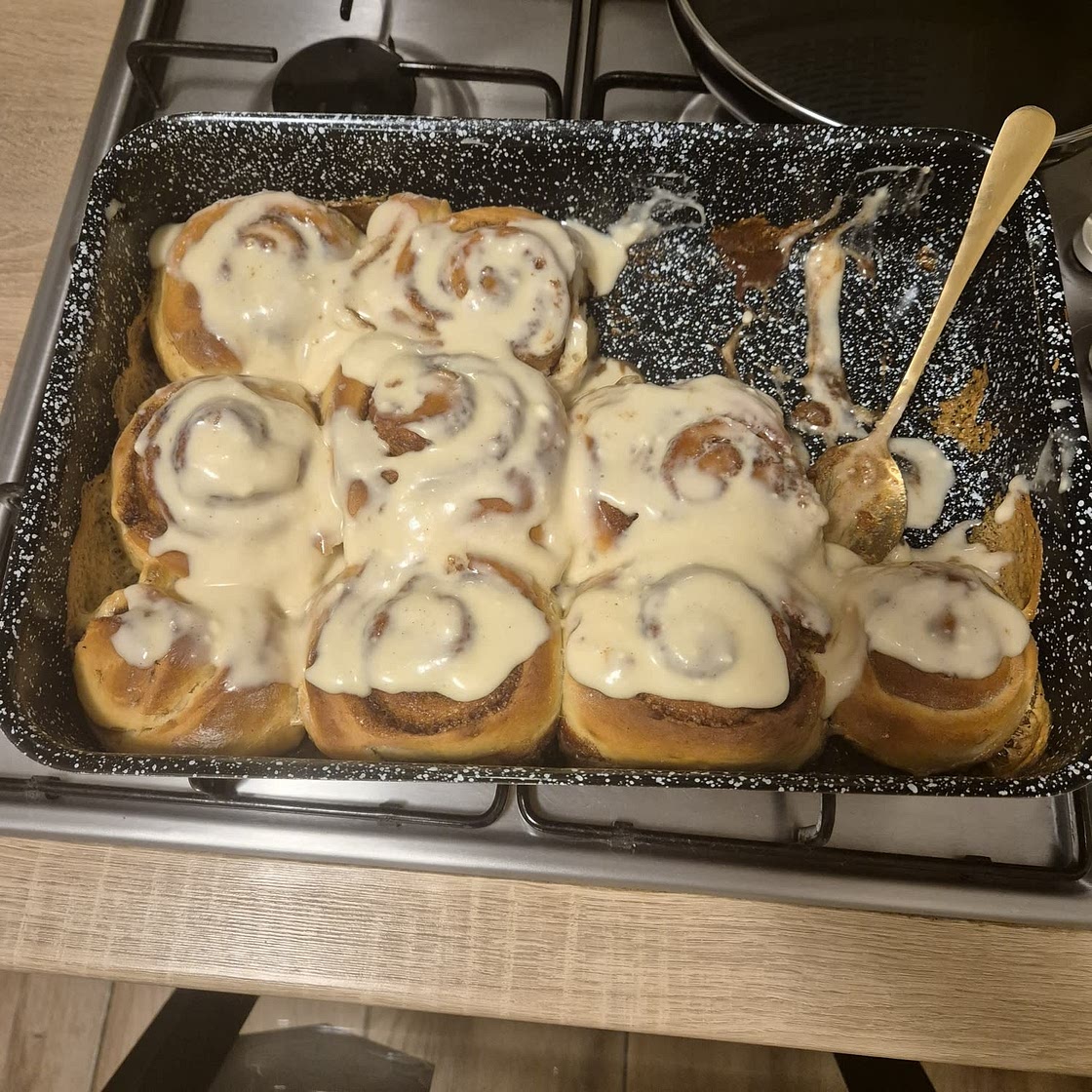Homemade Cinnamon Rolls {Cinnabon Copycat}