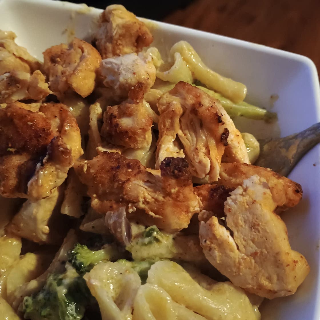 Broccoli Alfredo Pasta