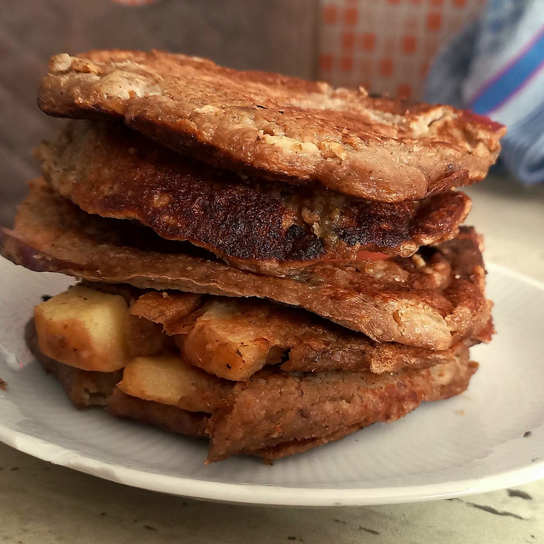 66 calorie oatmeal apple pancakes