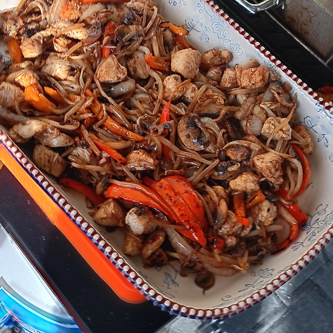 Chicken,peppers,mushrooms