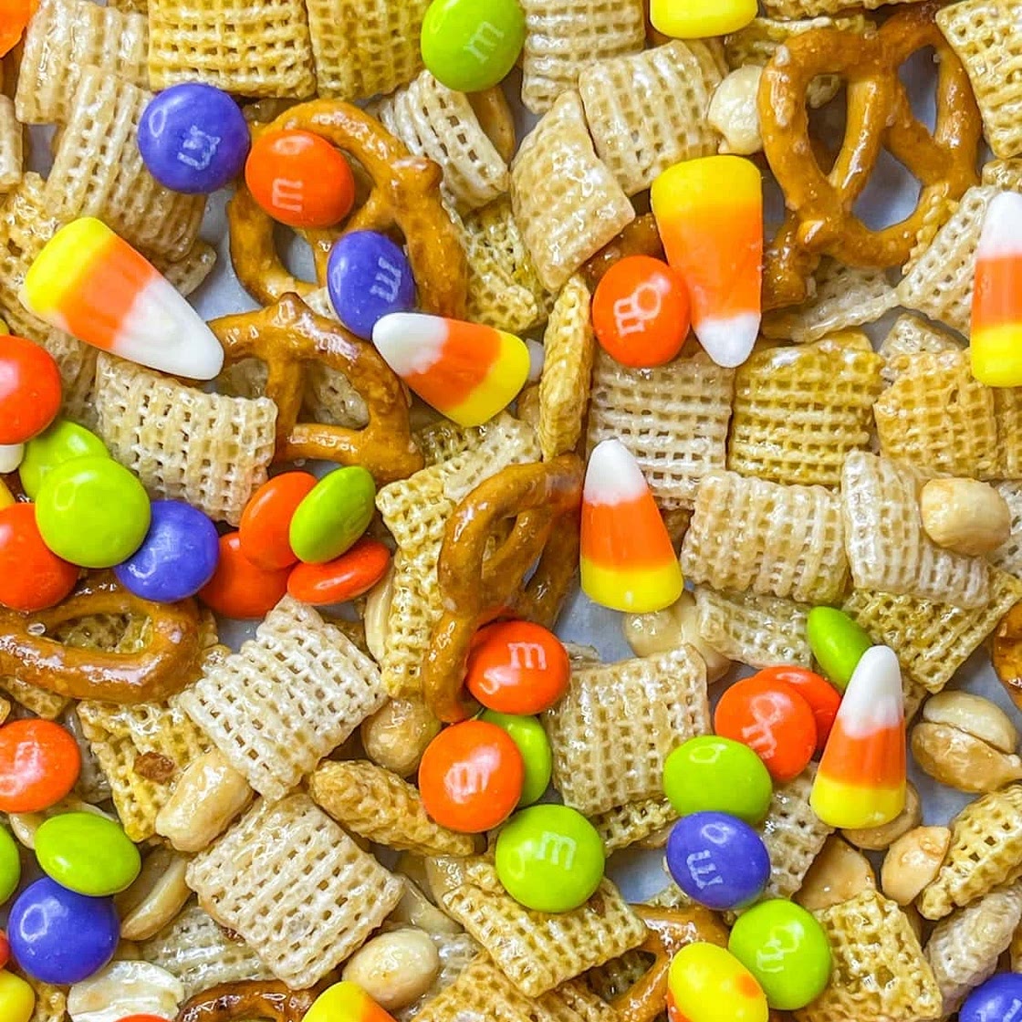 Halloween Sweet & Salty Snack Mix