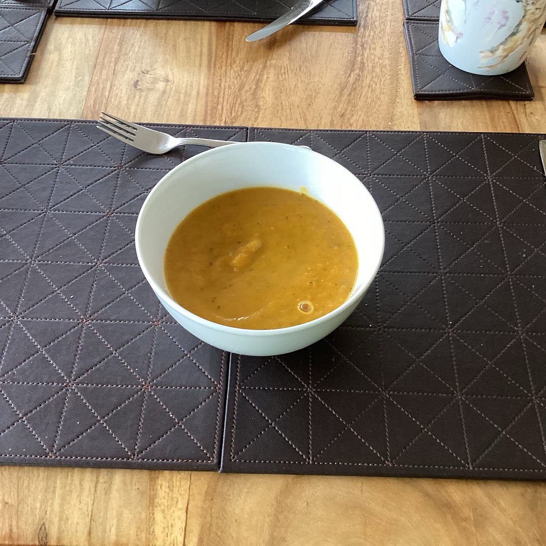 Carrot & coriander soup