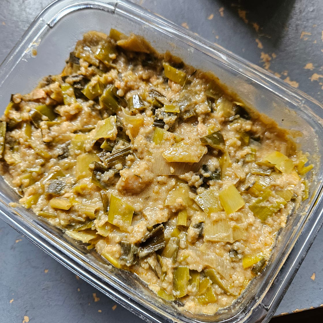 Fondue de poireaux, petoncles/saumon