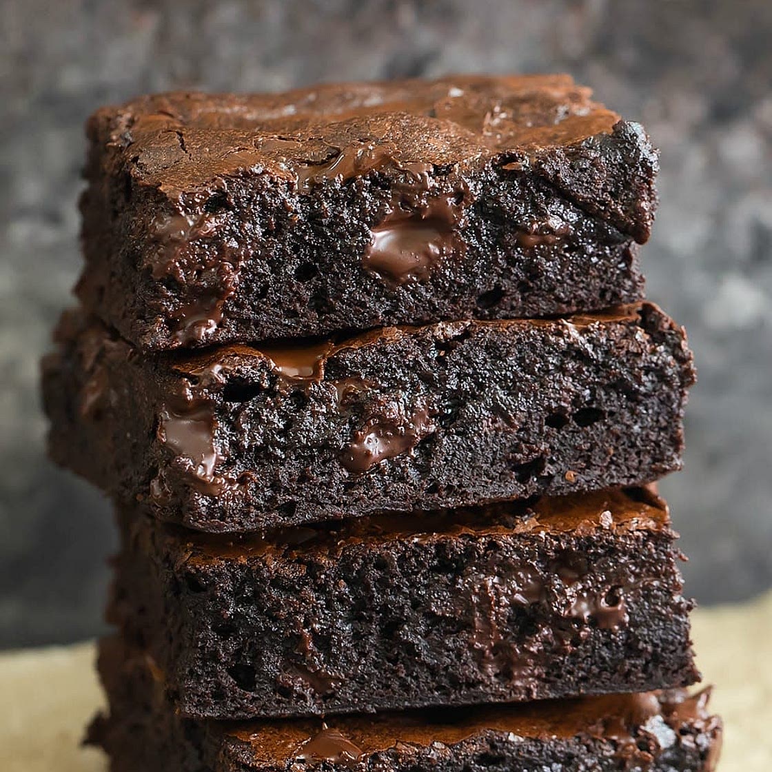 Super Moist Brownies (Oil and Water)