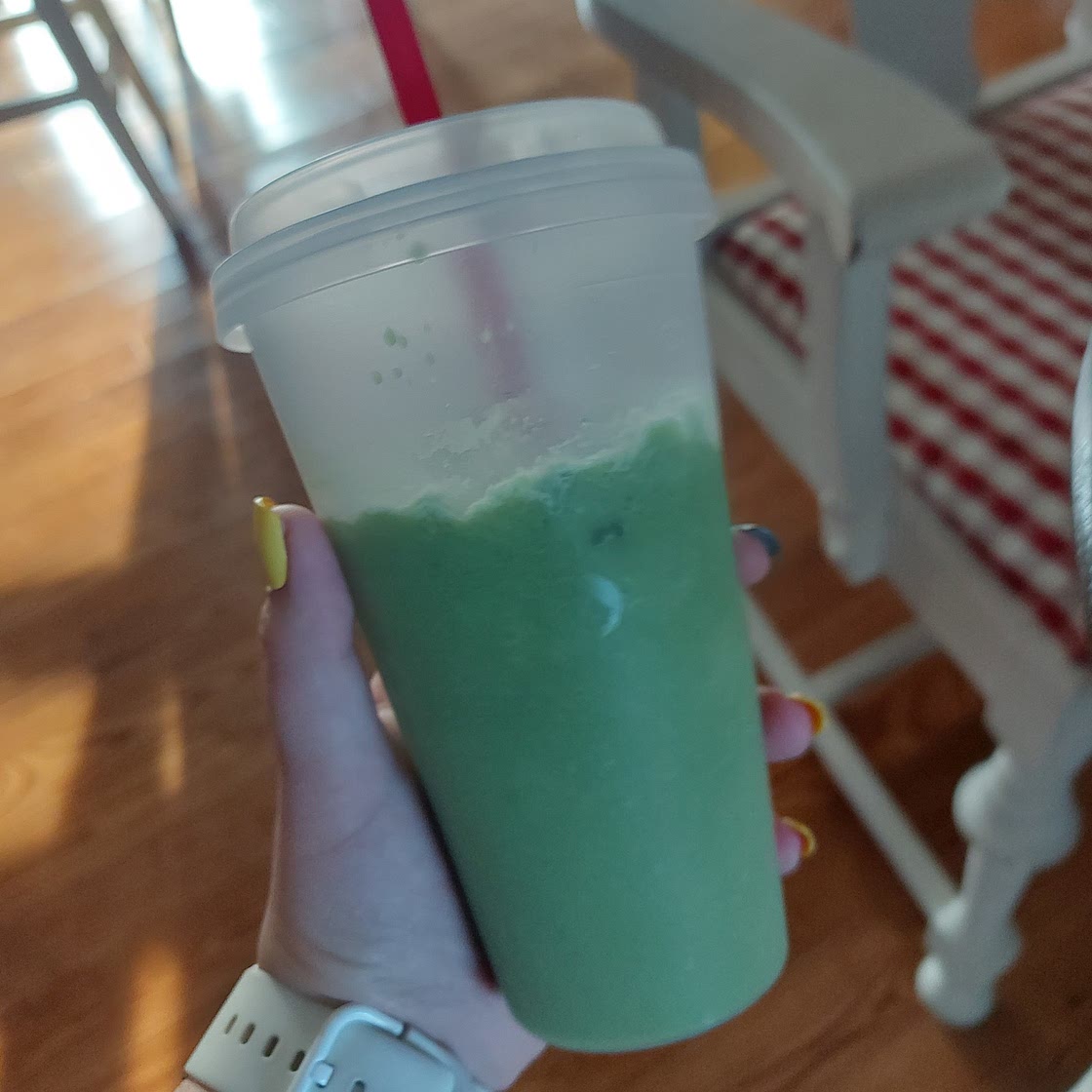 Healthy matcha Frappuccino