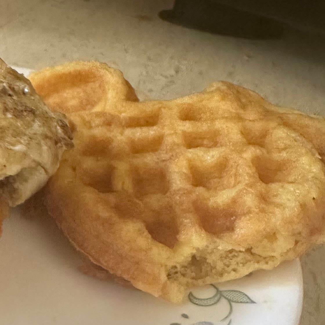 Chaffle Pork Rinds