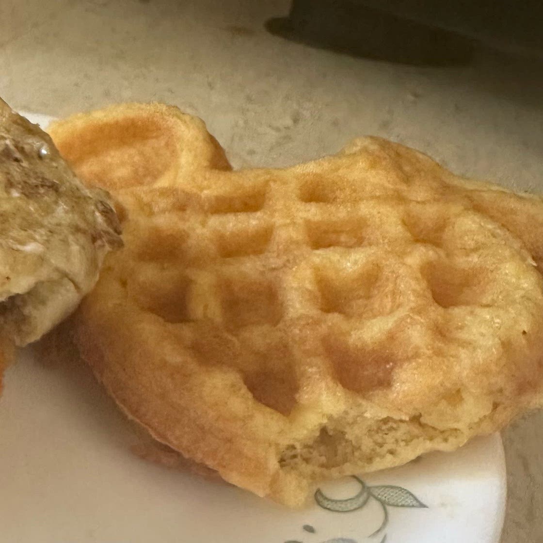 Chaffle Pork Rinds