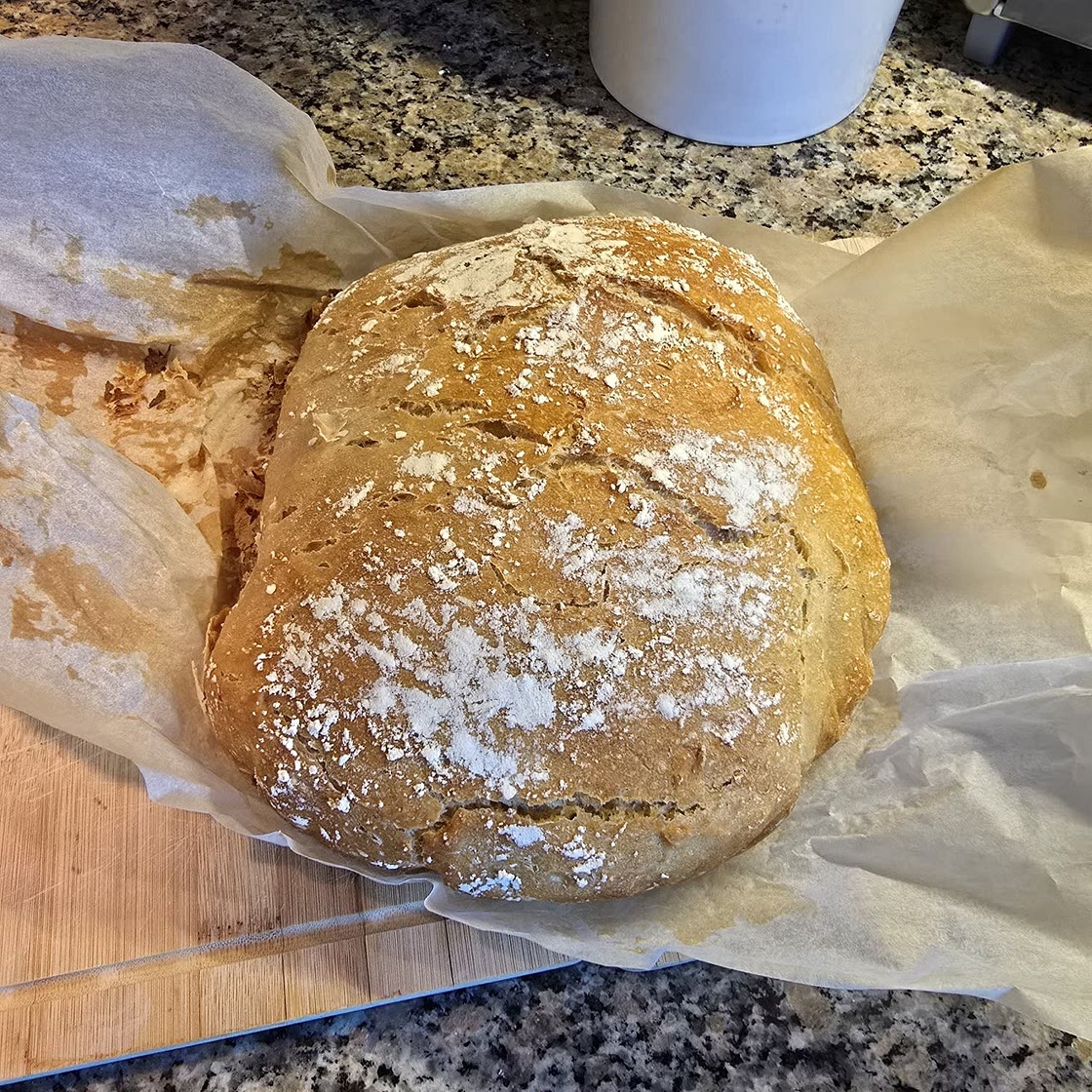 Dutch Oven No Knead Crusty Bread