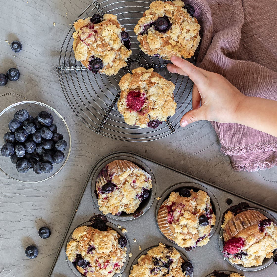 Früchtemuffins mit Streusel
