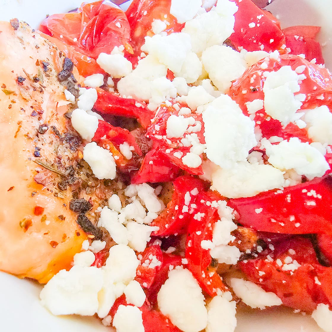 Baked salmon with veggies